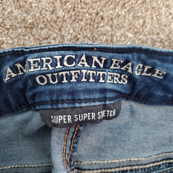 American Eagle High Rise Shortie Jean shots - Picture 6 of 6